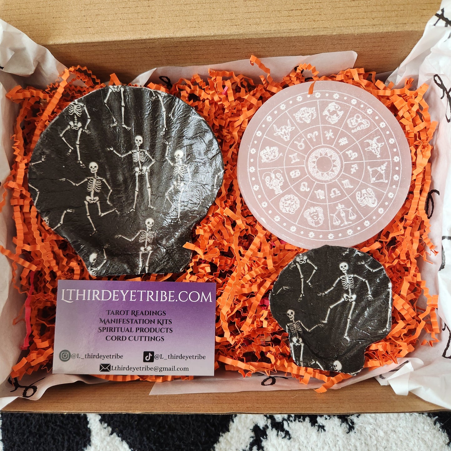 Jewls n Crystal holder & selenite plate