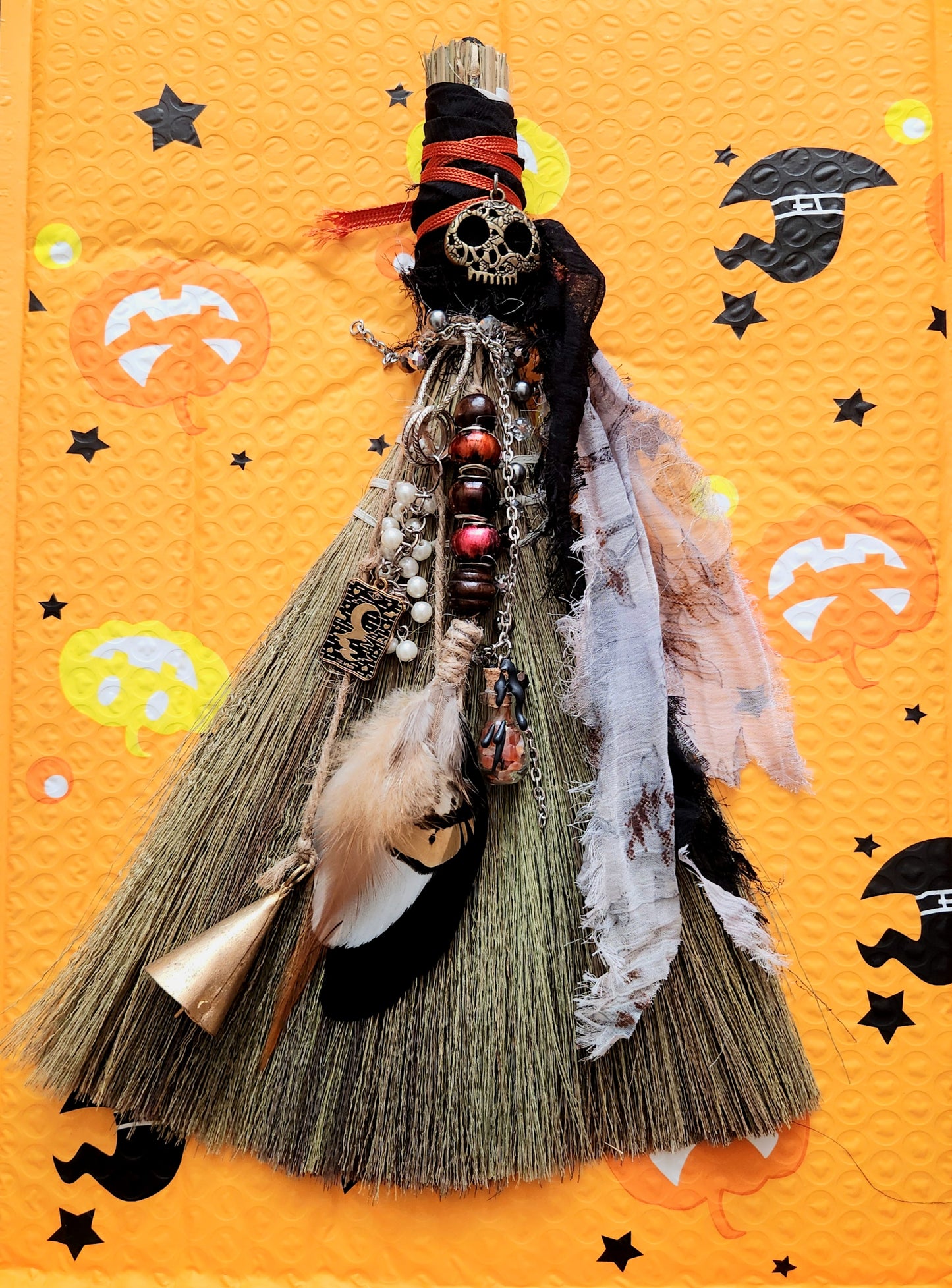 Large Witches Broom & Mystery Item!